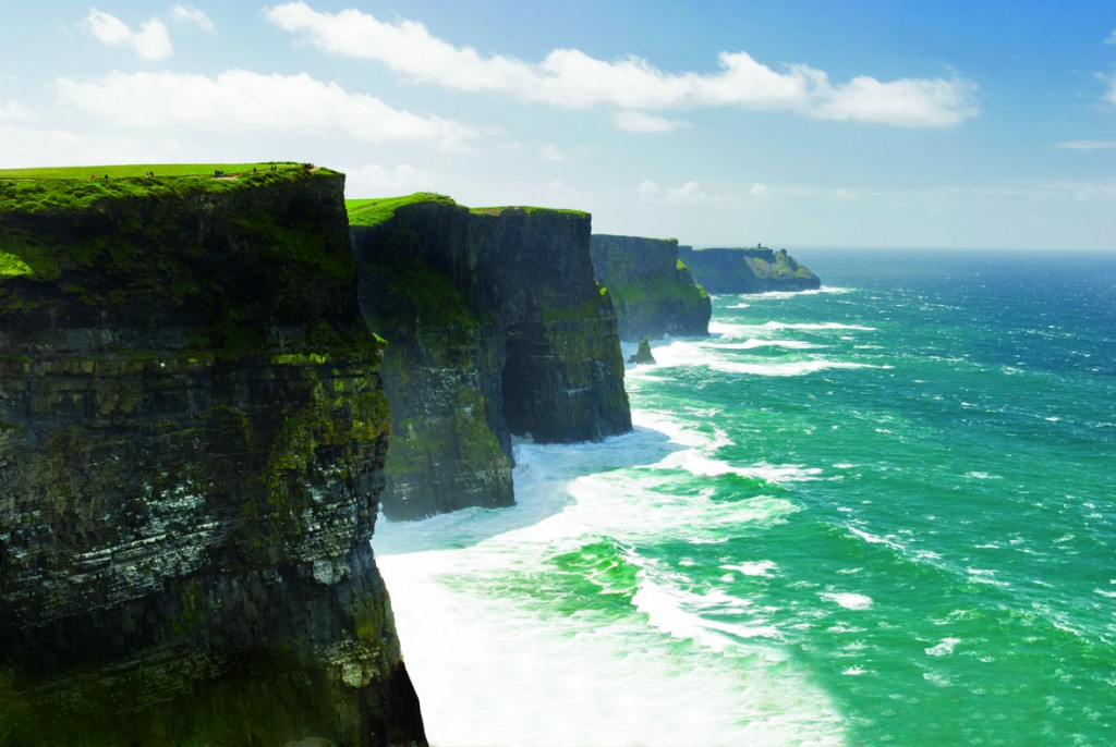 The-Cliffs-of-Moher-on-a-clear-sunny-day-1024x686